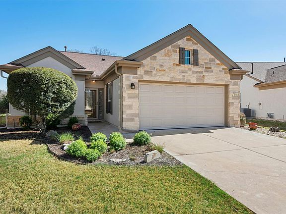 5th image of 213 Crockett Loop