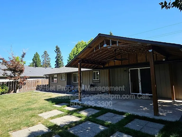 8645 SW Avery St — Photo 6