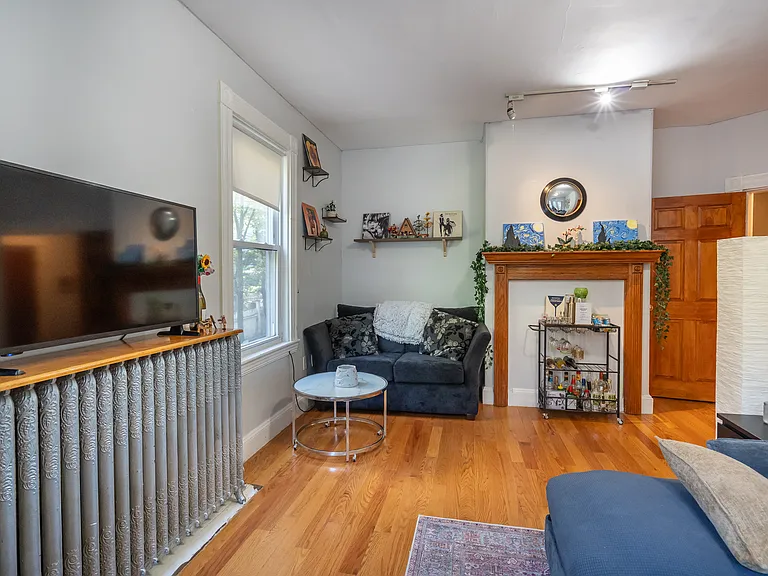 86 Brook St #1 — Photo 11