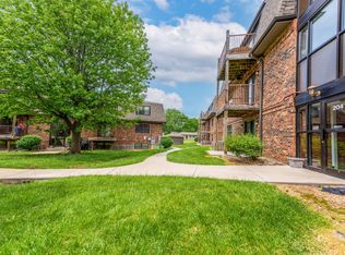 Robin Hills, Lees Summit, MO 64063