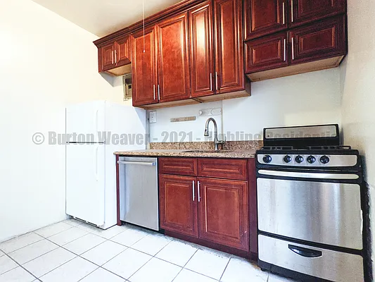 Rented by Highline Residential | media 12