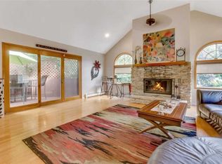 5 Caterham Ln, Setauket, NY 11733