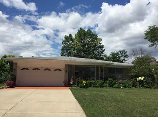 30139 Austin Dr, Warren, MI 48092
