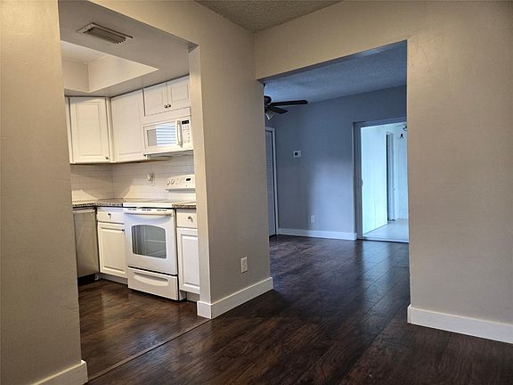 5th image of 3559 Almar Rd