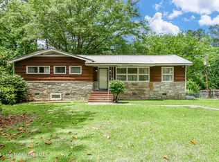 634 Springhill Rd, Alexander City, AL 35010