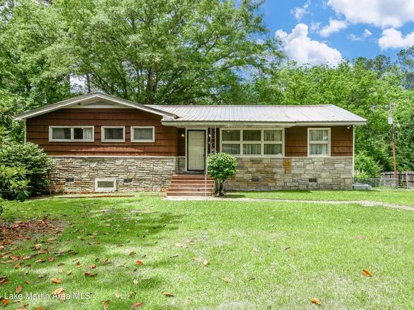 634 Springhill Rd, Alexander City, AL 35010