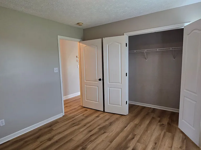 153 Julius Cv — Photo 25