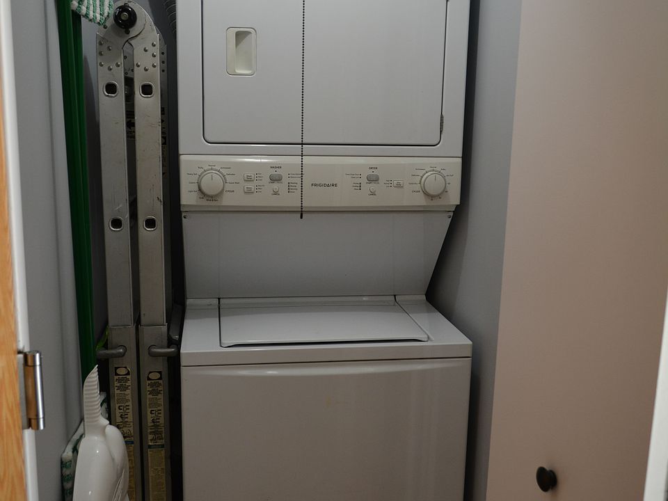 In-Unit washer/dryer and shelving