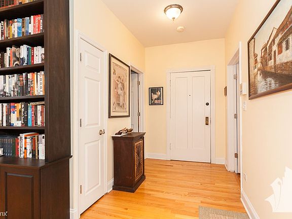 2017_12_27_1319_W_Addison_Unit_3A_8