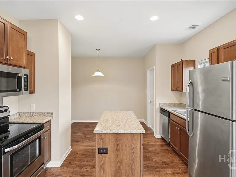 409 Olde Ivey Sq — Photo 7