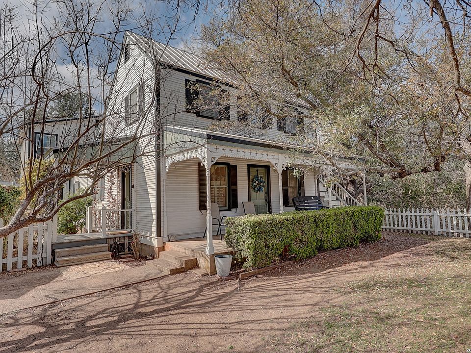1st image of 507 W Travis