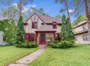 323 24th St N, La Crosse, WI 54601