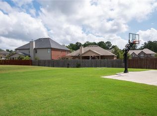 6335 Brookridge Dr, Flowery Branch, GA 30542