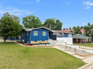 220 4th Ave NE, Kenmare, ND 58746