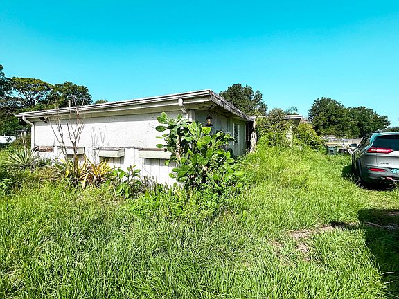 3rd image of 17202 Broadland Lane