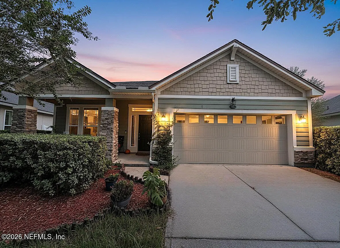 3 bed, 2.0 bath, 1934 sqft, $2,750 — Photo 1