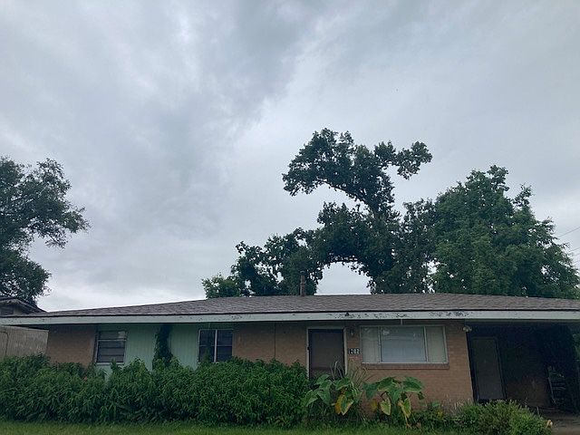 1st image of 1202 Texas St