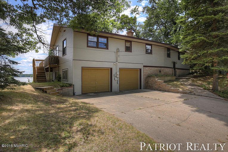 1st image of 8610 S Vista Dr