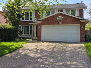 31 Whitehorn Cres, Toronto, ON M2J3B1