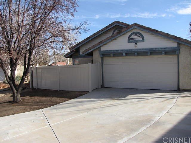 1st image of 37012 Peck Ct