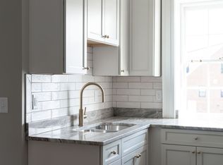 723 Caroline St #1, Fredericksburg, VA 22401