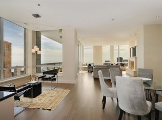 55 E Erie St APT 5202, Chicago, IL 60611