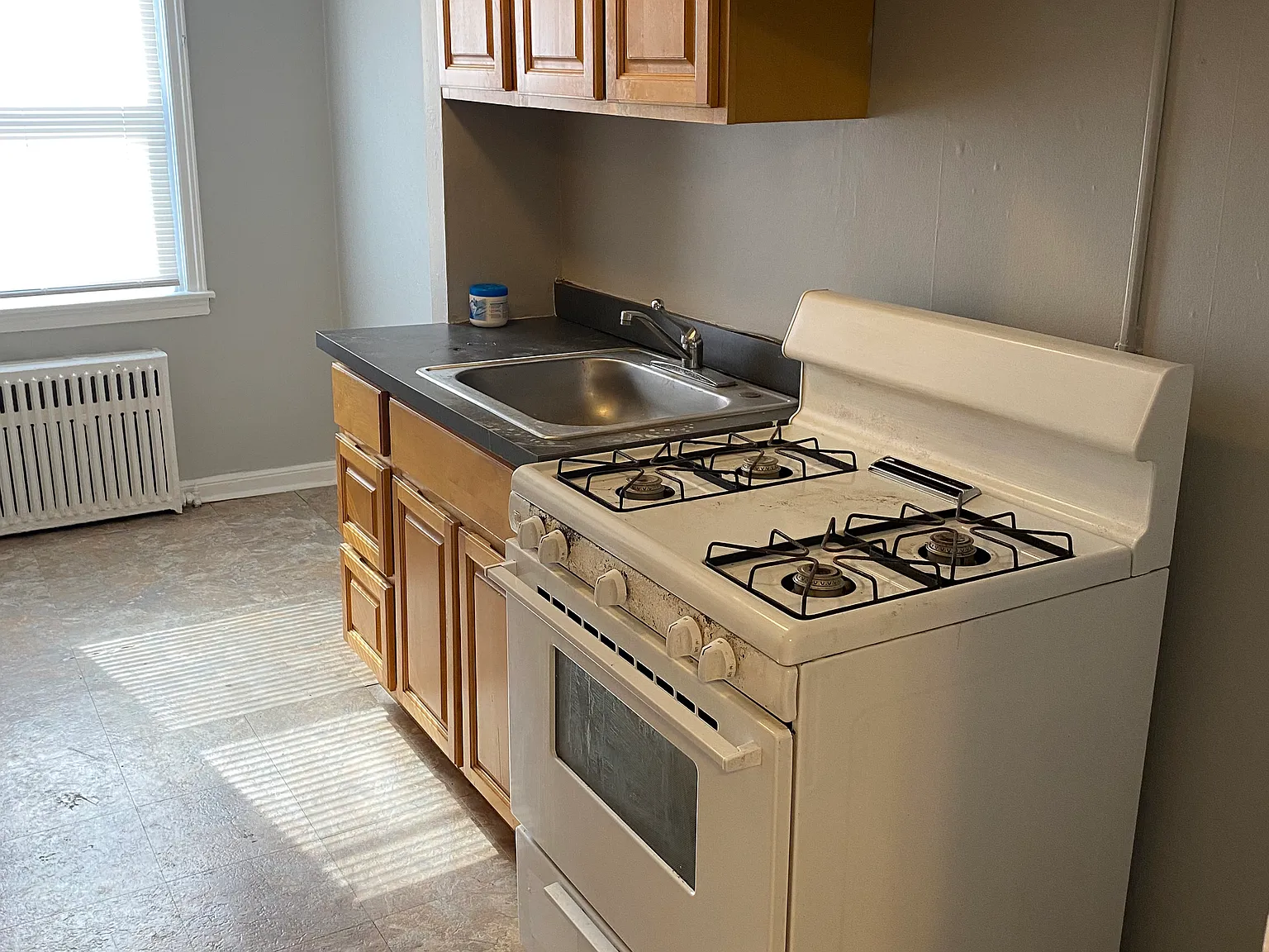 1 bed, $995 — Photo 3