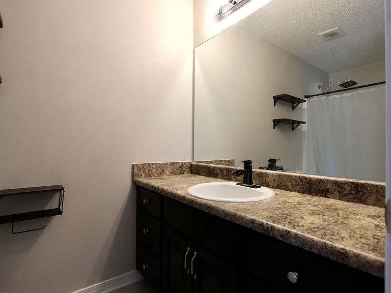 3151 Forrest Ave — Photo 22