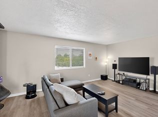 8333 Comanche Rd NE APT 16D, Albuquerque, NM 87110