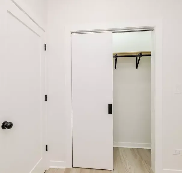 1056 N Central Park Ave #G — Photo 5