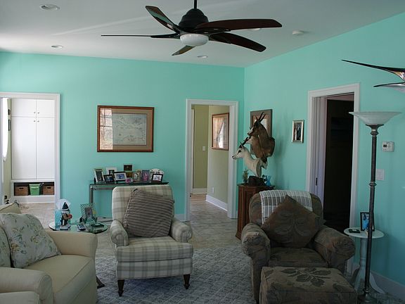 1st flr living rm