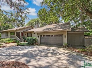4 Baywood Ln, Savannah, GA 31411