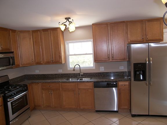 5th image of 9623 S Massasoit Ave