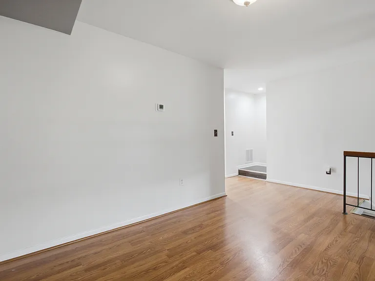 398 Harry S Truman Dr — Photo 8