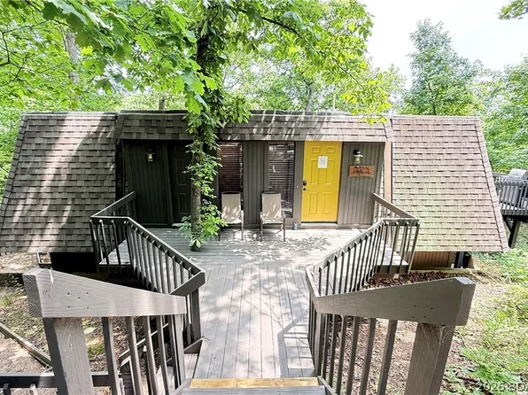 252 Walkers Cay Dr, Osage Beach, MO 65065