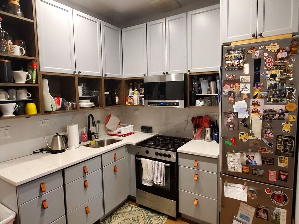 1st image of 331 Vernon Ave #1F