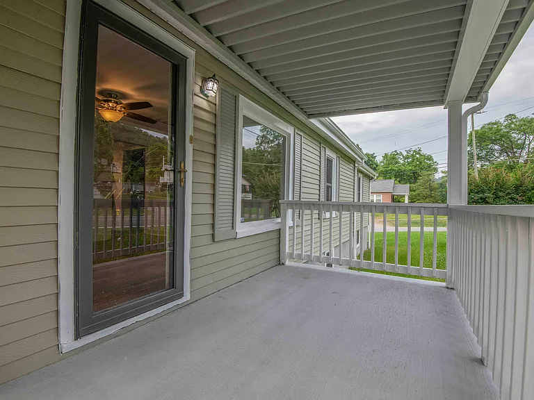 206 Chickamauga Ave — Photo 6