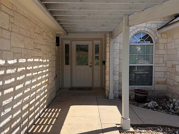 3rd image of 18605 Venture Dr