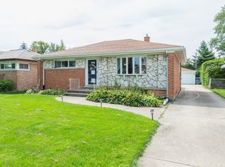 8238 N Milwaukee Ave, Niles, IL