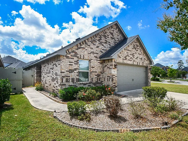 9316 Colonial Bent Ct — Photo 1