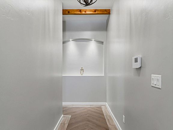 3rd image of 3740 Model Ln