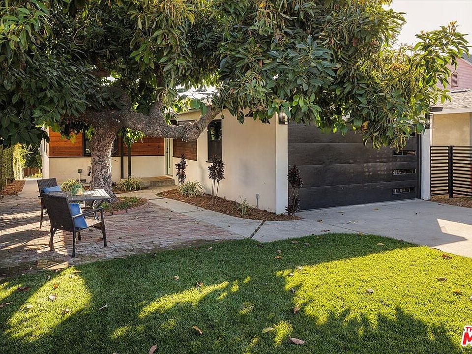 1st image of 3152 Atwater Ave