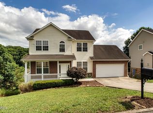 1944 Winter Winds Ln, Knoxville, TN 37909