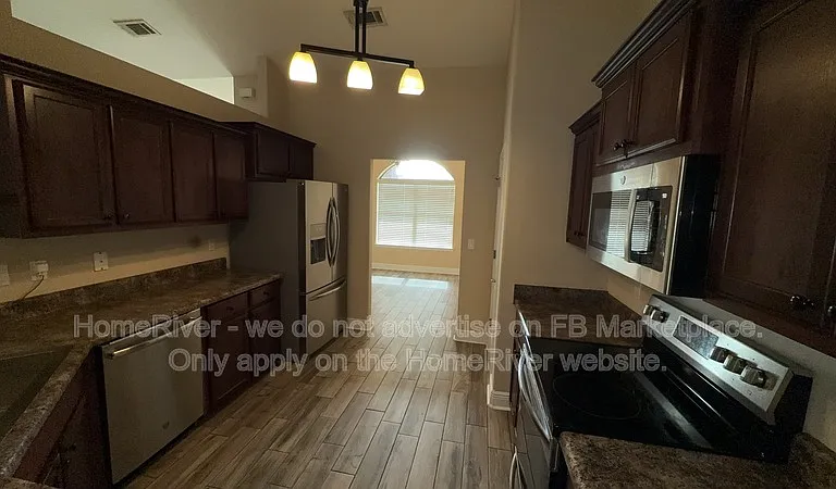 1879 Bay Pine Cir — Photo 3