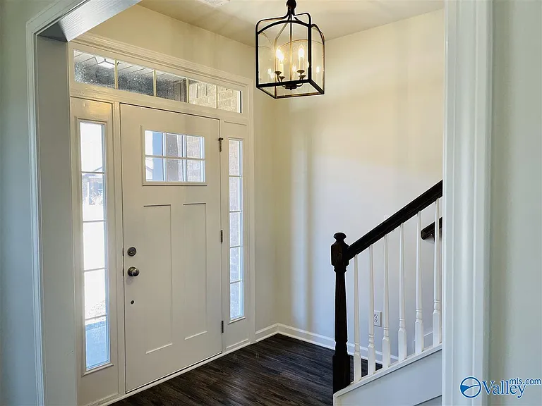 7305 Kendama Ct — Photo 12