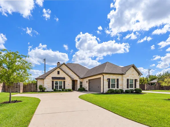 4511 Tonbridge Dr, College Station, TX 77845