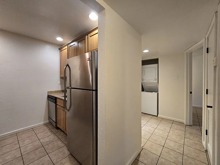 601 W San Mateo Rd #124 — Photo 9