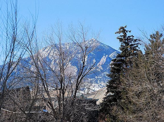 Flatirons View/Upper Deck