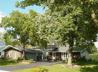 5S527 Gordon Ter, Naperville, IL 60563