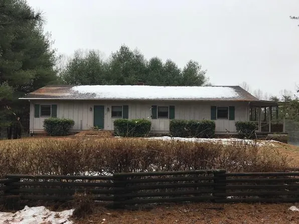 151 Ashton Dr, Bassett, VA 24055